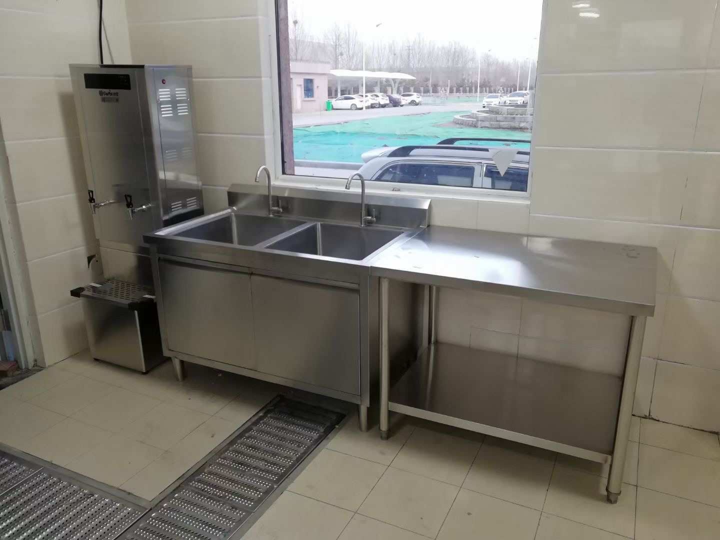 盐城市学校食堂厨房设备4D厨房 - 方案